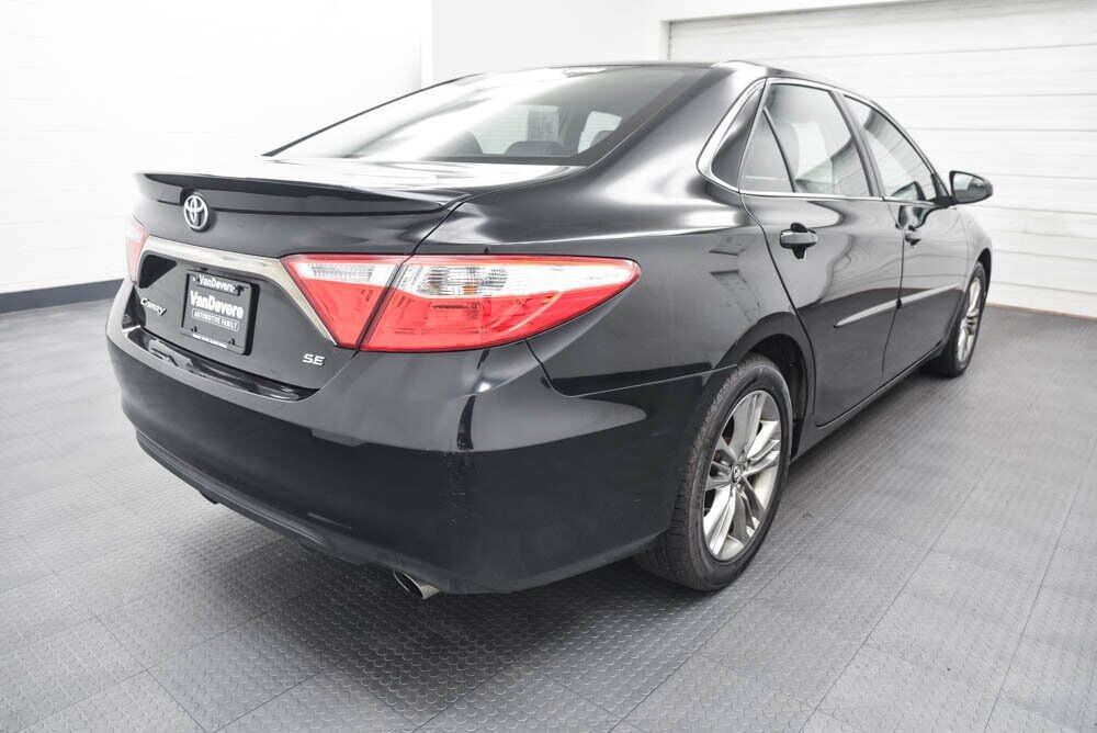 2017 Toyota Camry SE Akron OH
