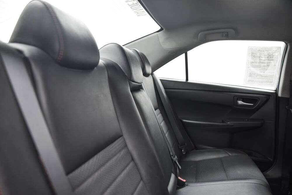 2017 Toyota Camry SE Akron OH
