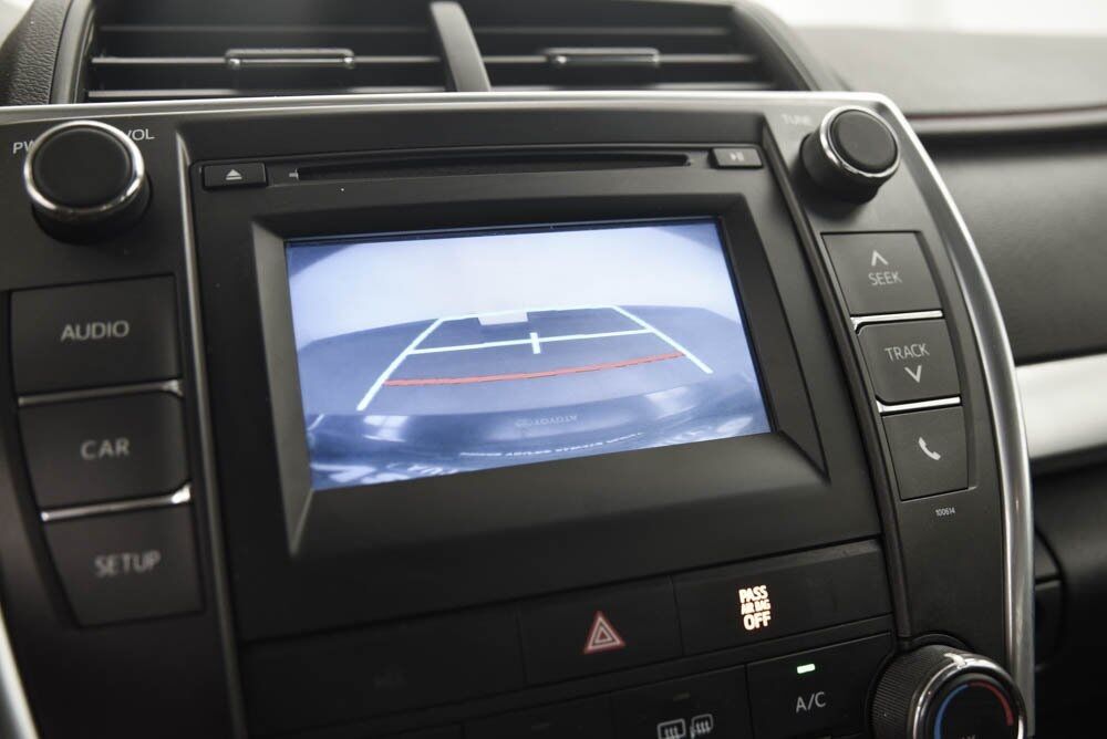 2017 Toyota Camry SE Akron OH