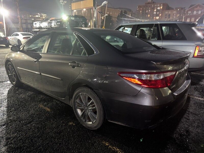 2017 Toyota Camry SE Arlington VA