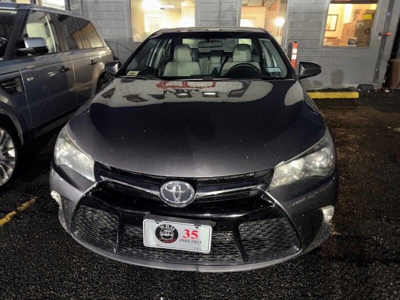 2017 Toyota Camry SE Arlington VA