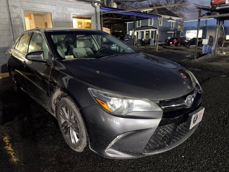 2017 Toyota Camry SE Arlington VA