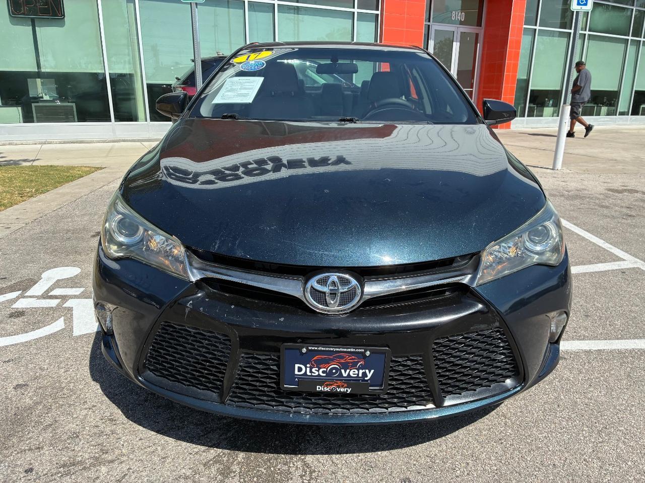 2017 Toyota Camry SE