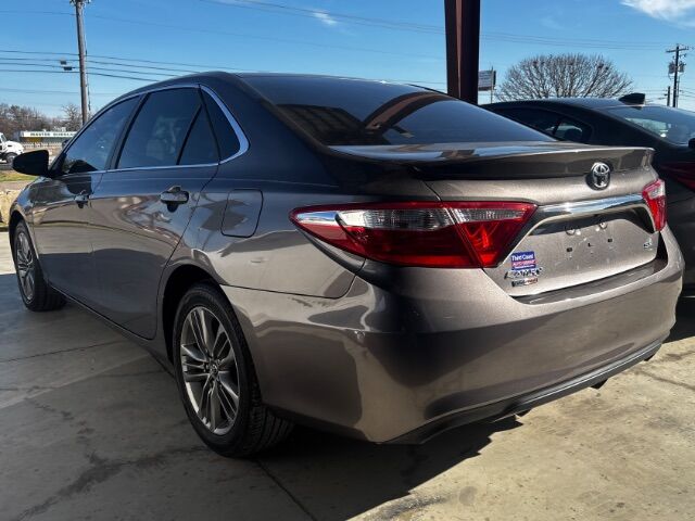 2017 Toyota Camry SE