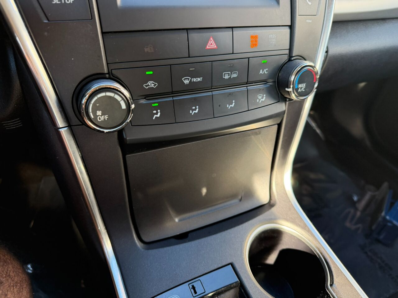 2017 Toyota Camry SE Auto (Natl) Jacksonville FL