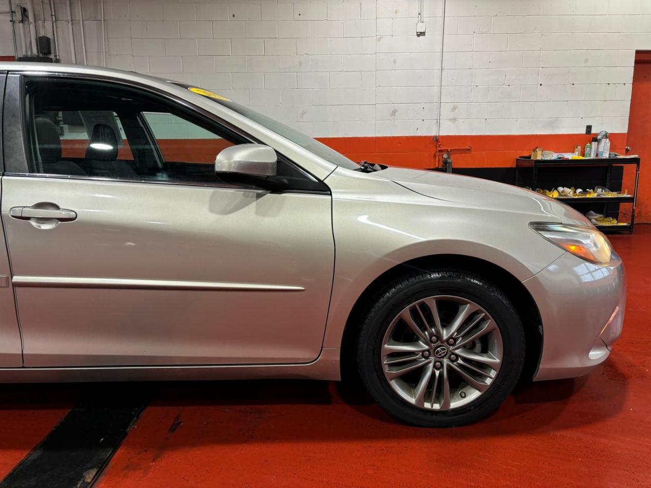 2017 Toyota Camry SE Franklin OH