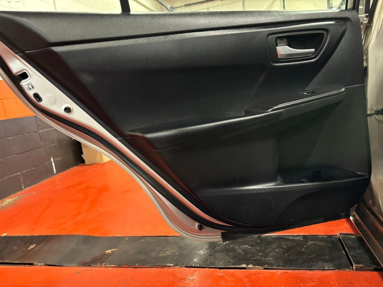 2017 Toyota Camry SE Franklin OH