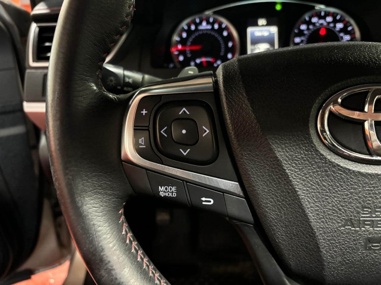 2017 Toyota Camry SE Franklin OH