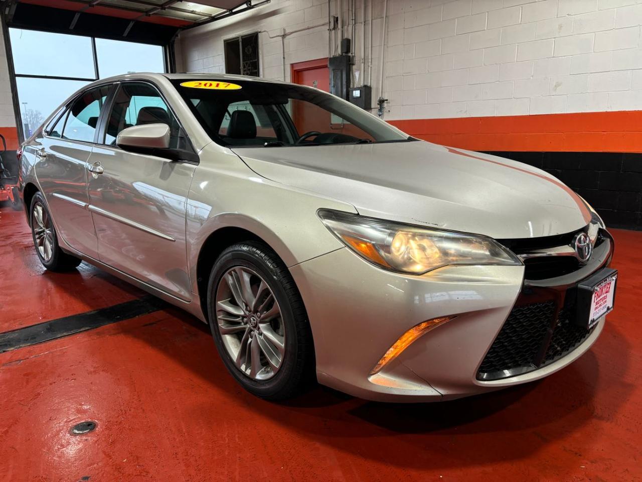 2017 Toyota Camry SE Franklin OH