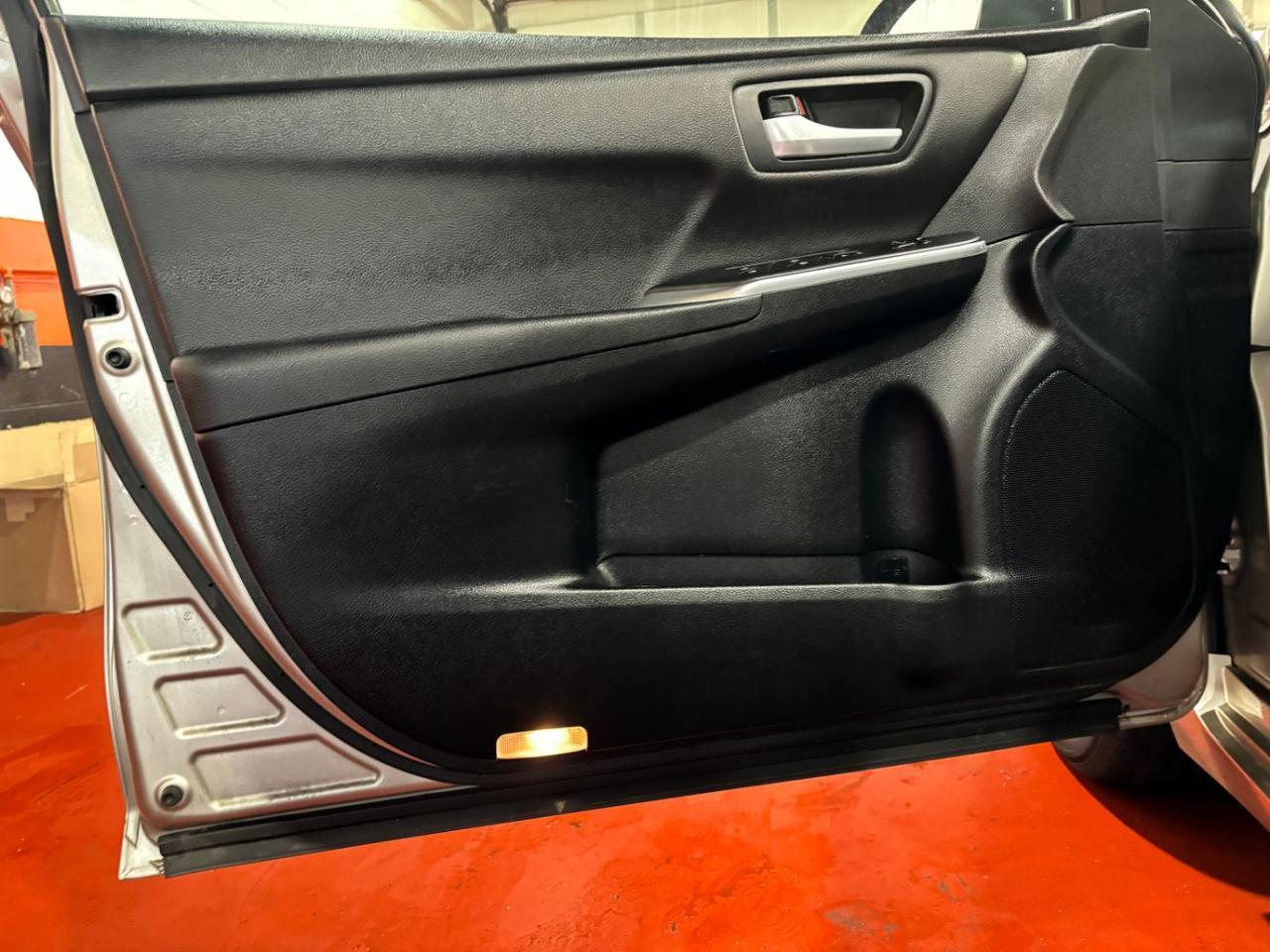 2017 Toyota Camry SE Franklin OH