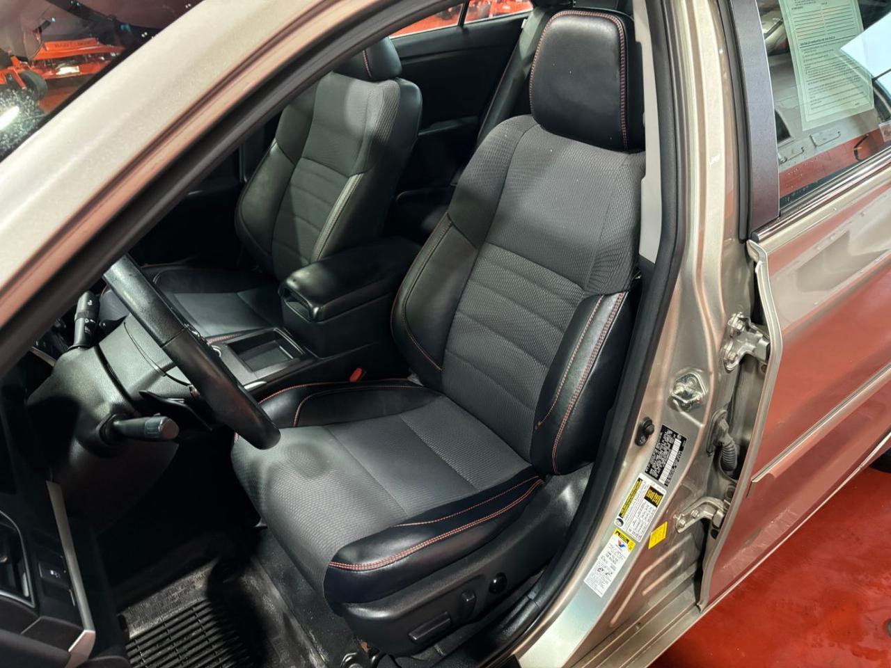 2017 Toyota Camry SE Franklin OH