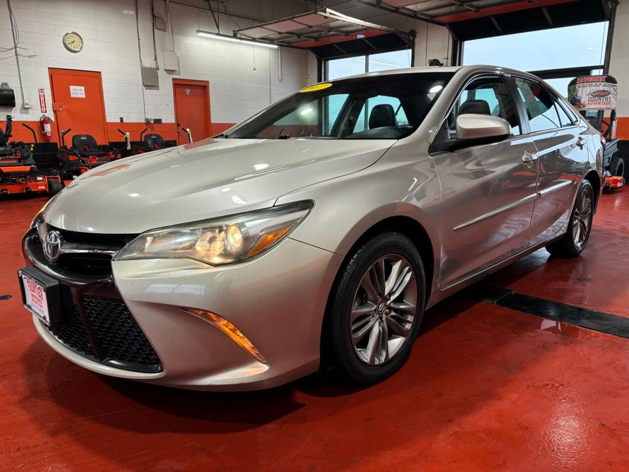 2017 Toyota Camry SE Franklin OH