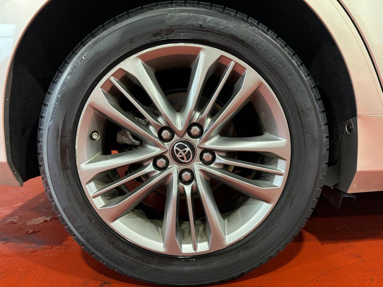 2017 Toyota Camry SE Franklin OH