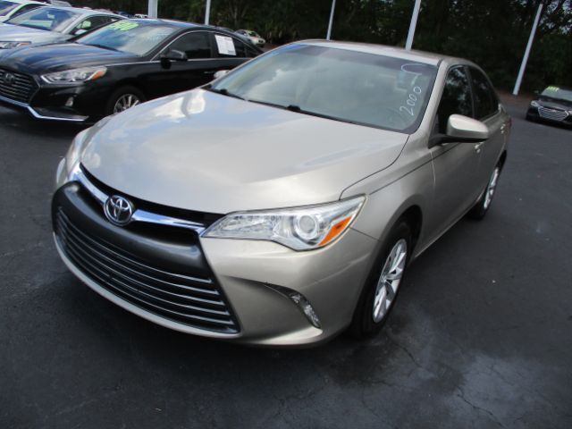 2017 Toyota Camry SE Gainesville FL