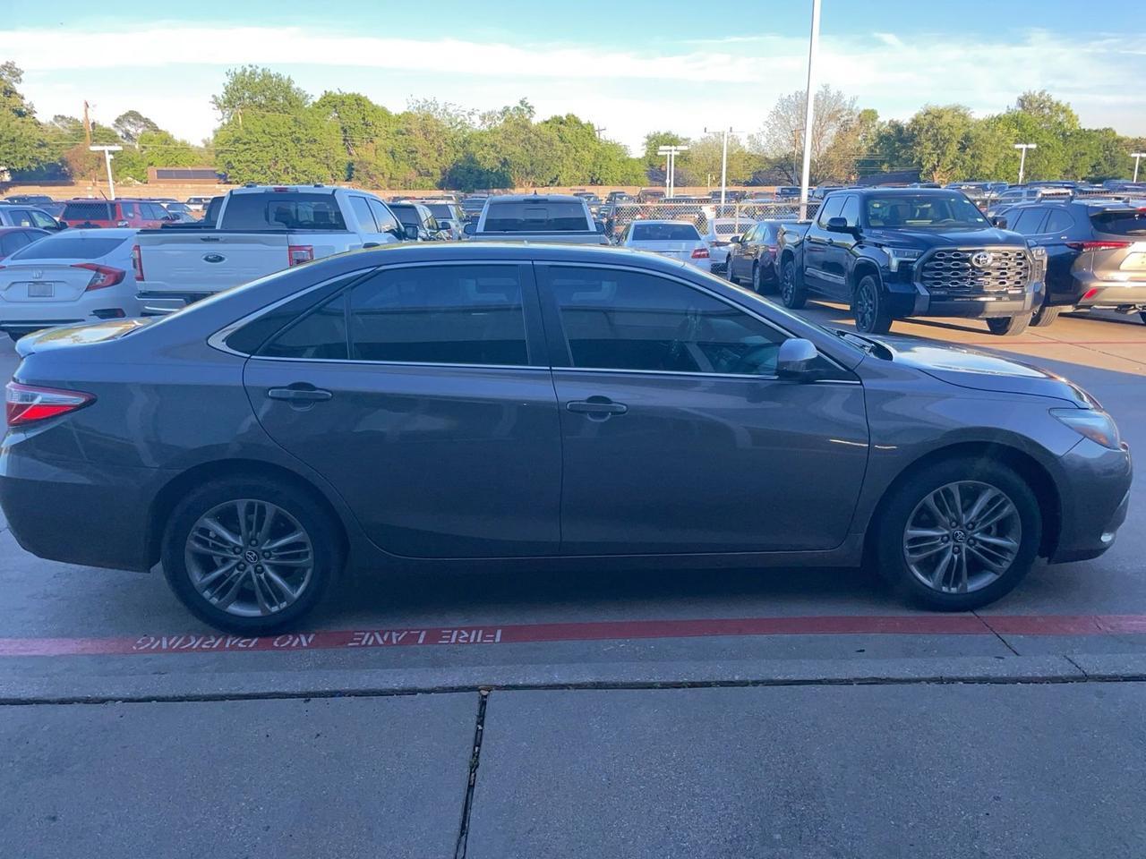 2017 Toyota Camry SE Hurst TX