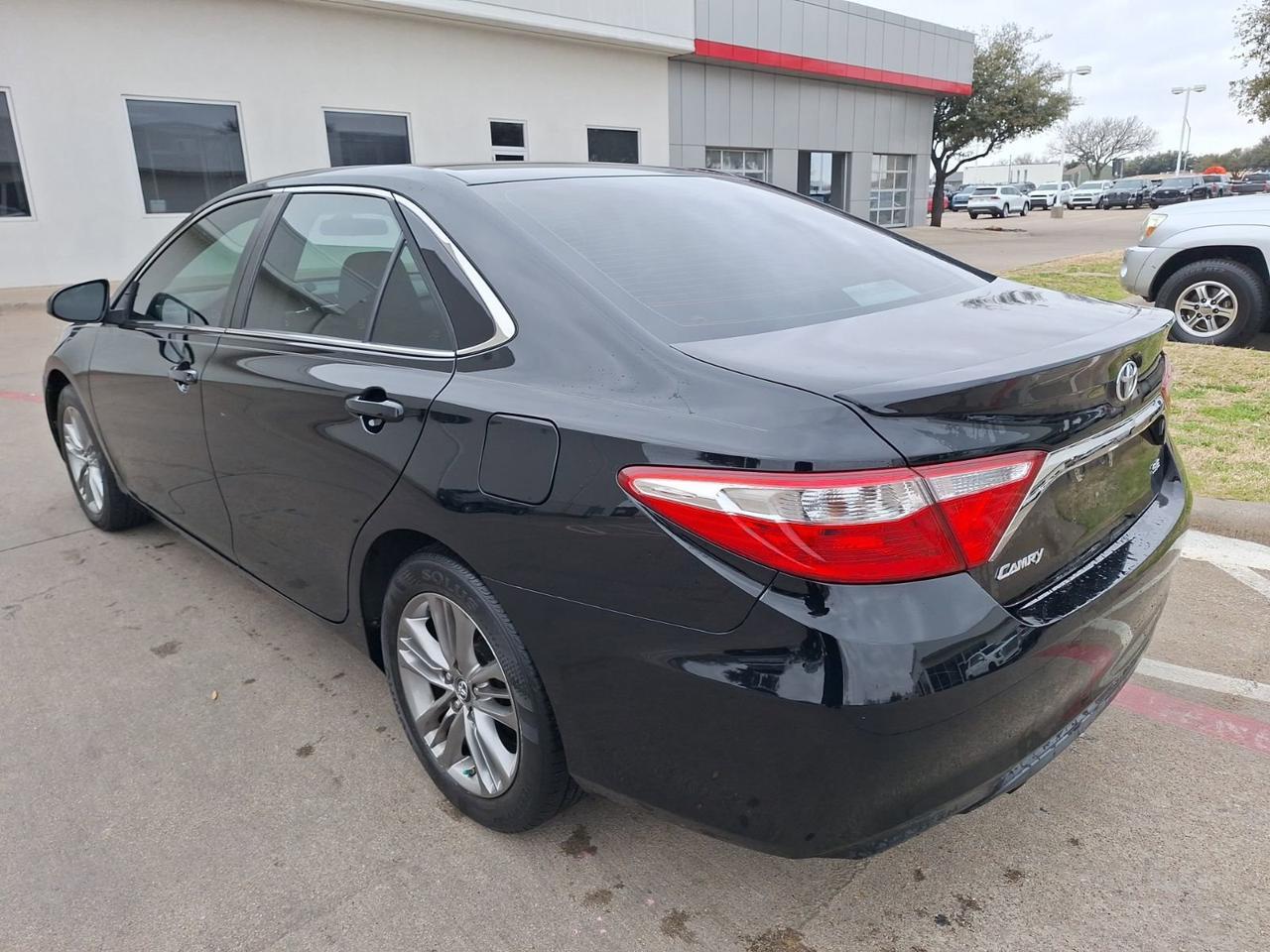 2017 Toyota Camry SE Hurst TX