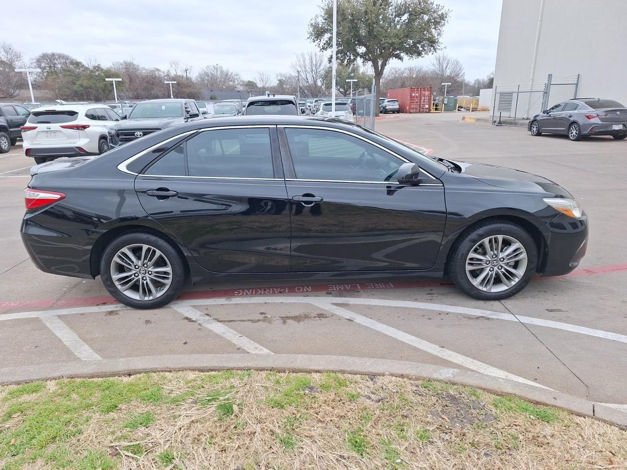 2017 Toyota Camry SE Hurst TX