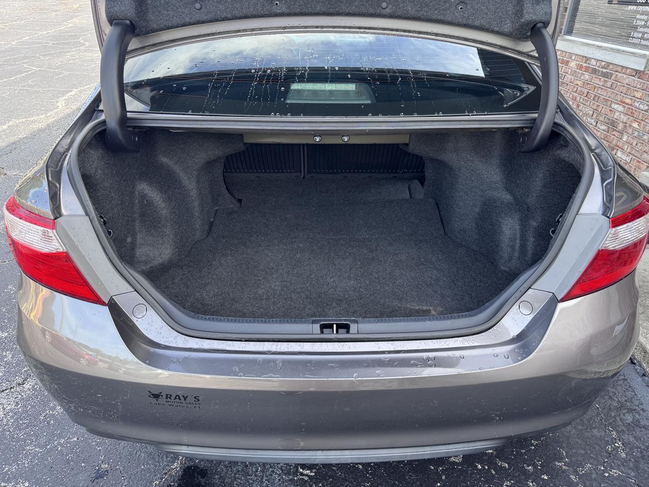2017 Toyota Camry SE Lake Wales FL