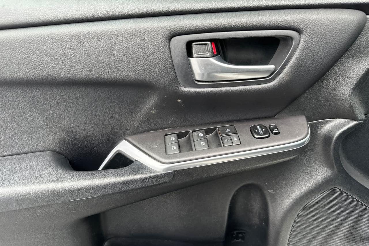 2017 Toyota Camry SE Roseville CA