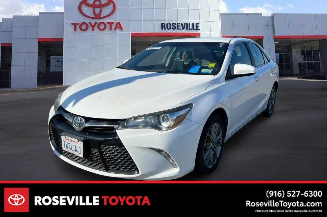 2017 Toyota Camry SE