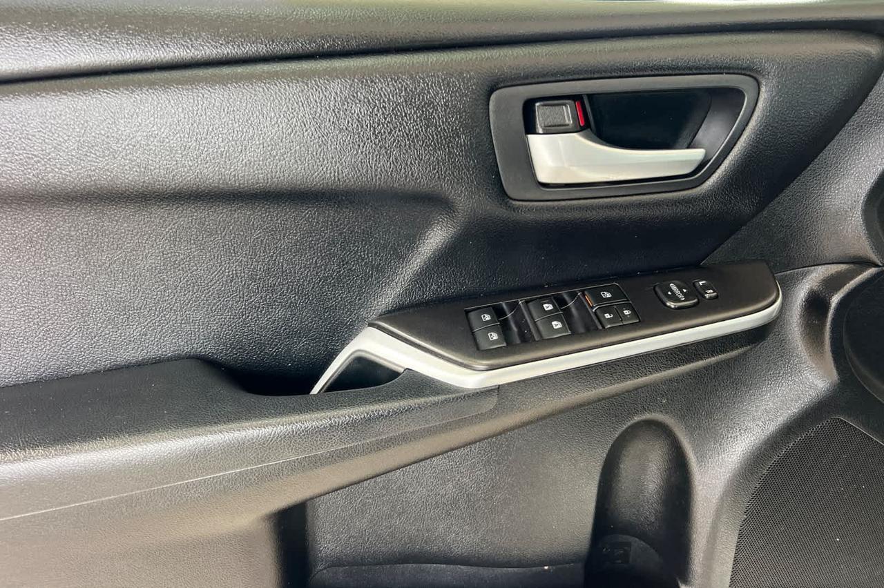 2017 Toyota Camry SE Roseville CA
