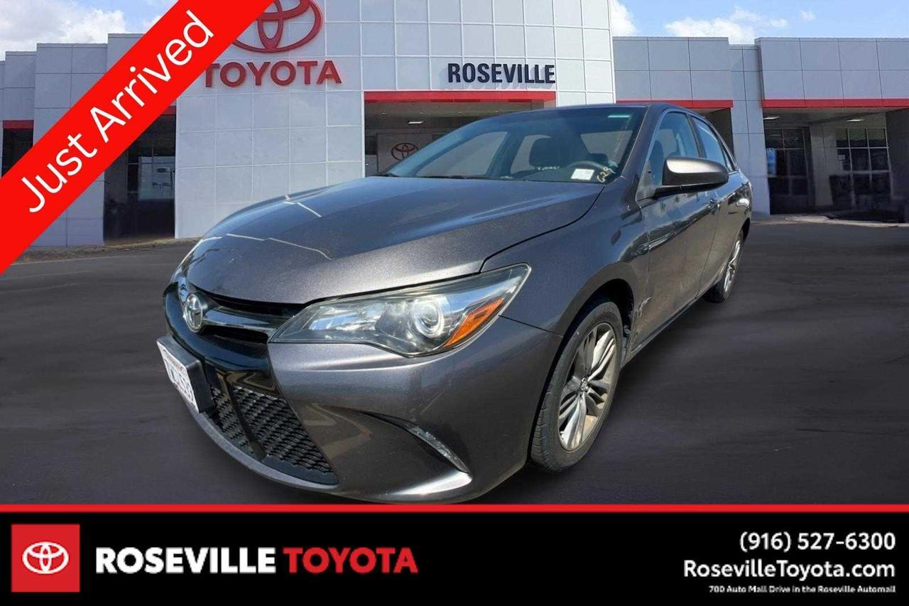 2017 Toyota Camry SE