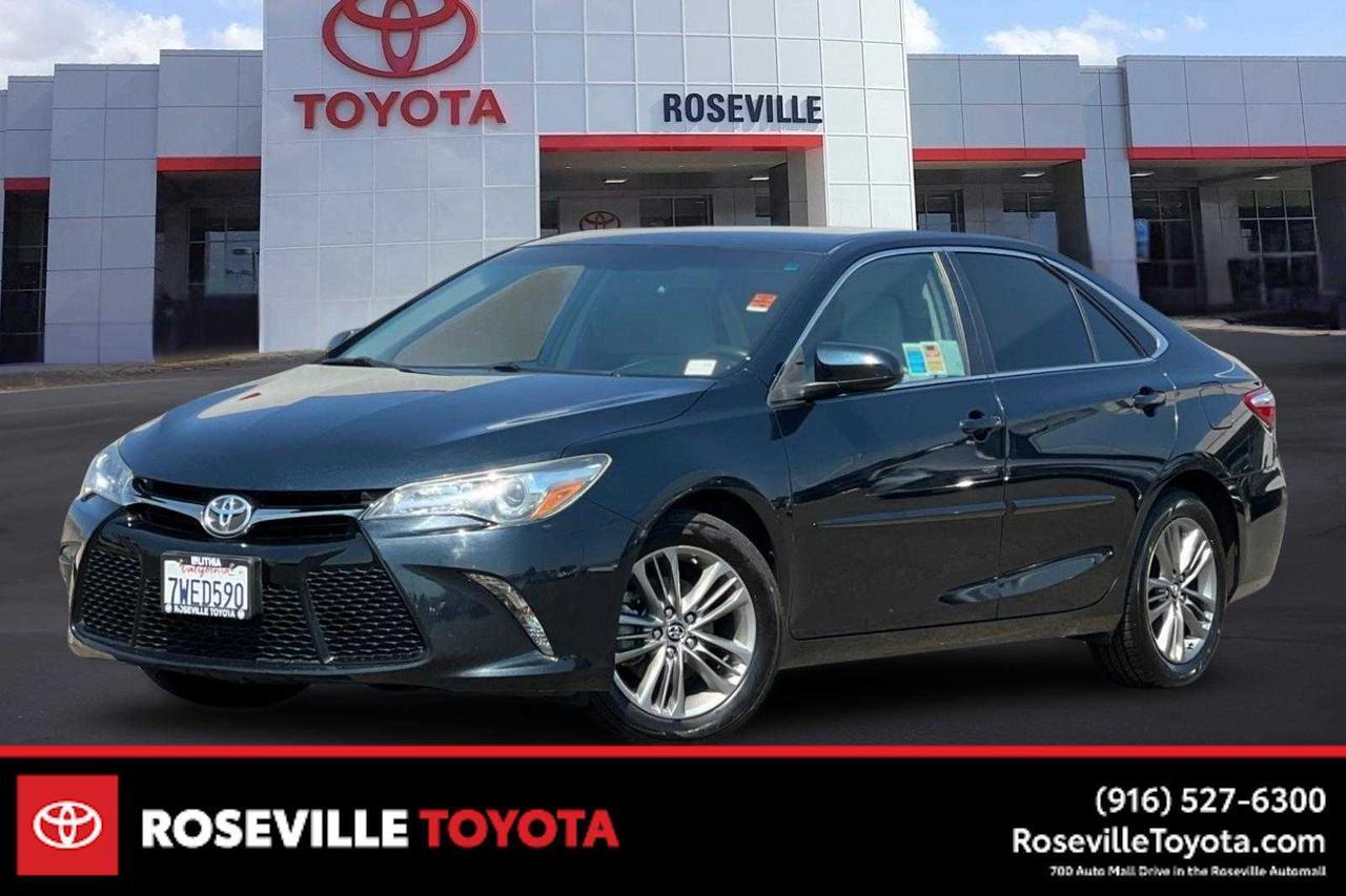 2017 Toyota Camry SE