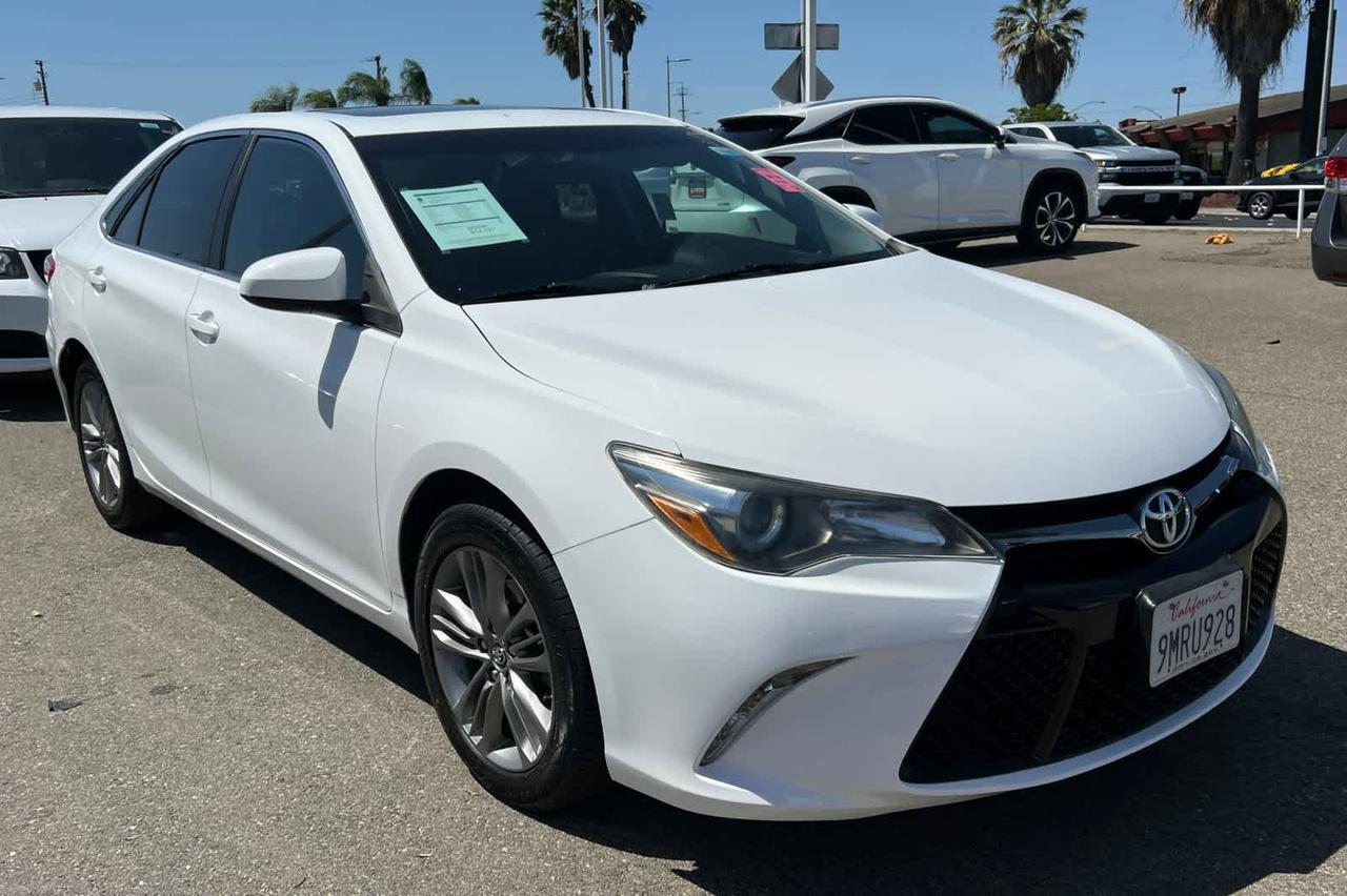 2017 Toyota Camry SE