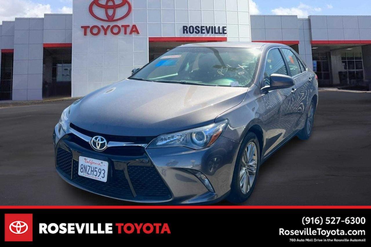 2017 Toyota Camry SE