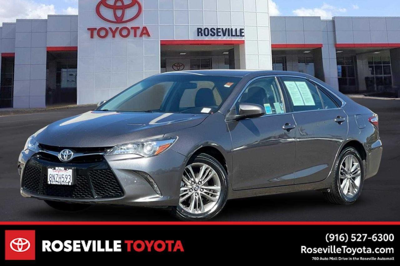 2017 Toyota Camry SE