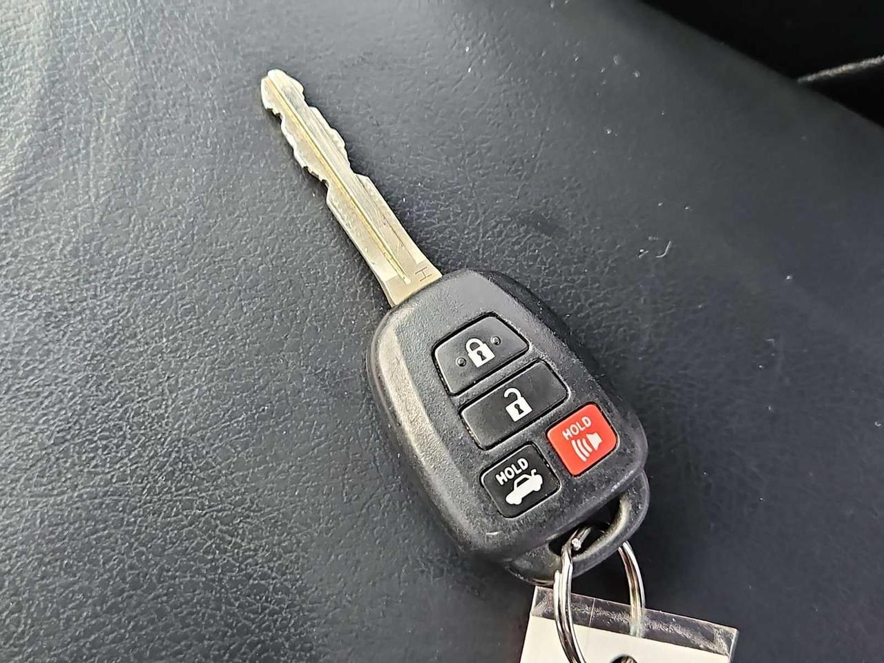 2017 Toyota Camry SE Irving TX