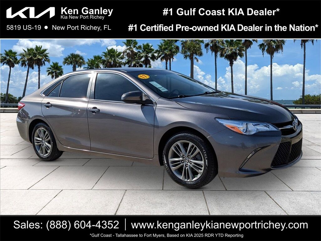 2017 Toyota Camry SE