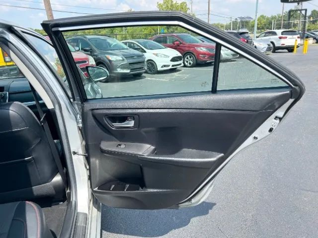 2017 Toyota Camry SE Sedan 4D Cincinnati OH