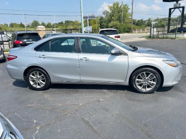 2017 Toyota Camry SE Sedan 4D Cincinnati OH