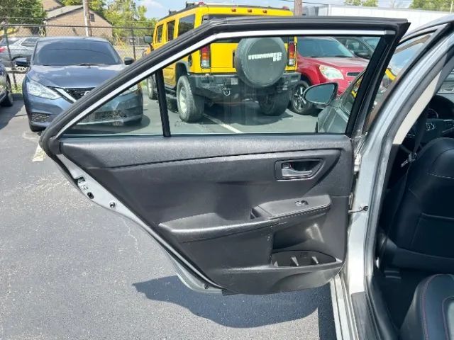 2017 Toyota Camry SE Sedan 4D Cincinnati OH