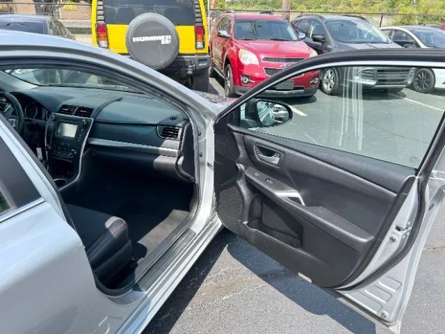 2017 Toyota Camry SE Sedan 4D Cincinnati OH