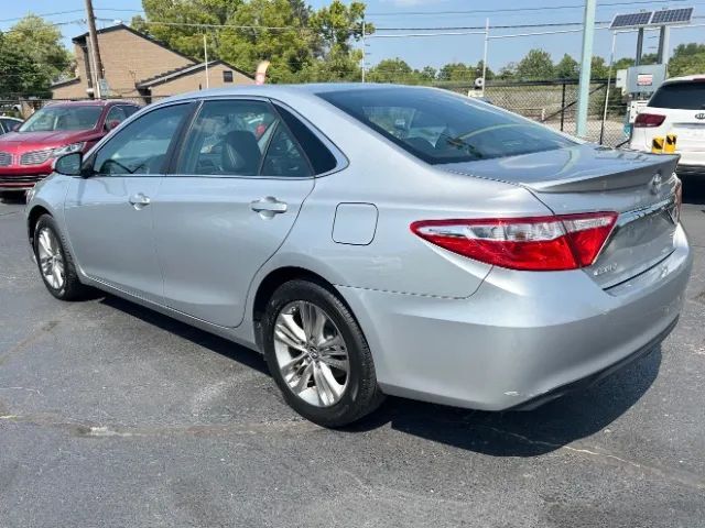 2017 Toyota Camry SE Sedan 4D Cincinnati OH