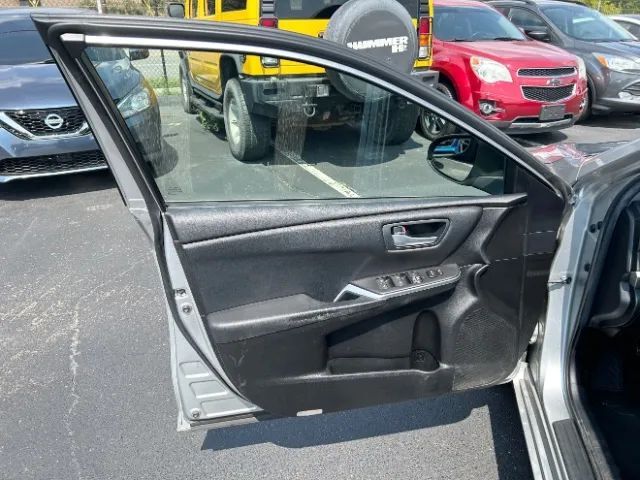 2017 Toyota Camry SE Sedan 4D Cincinnati OH