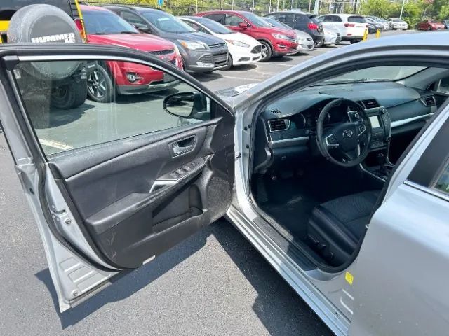 2017 Toyota Camry SE Sedan 4D Cincinnati OH