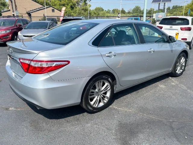 2017 Toyota Camry SE Sedan 4D Cincinnati OH