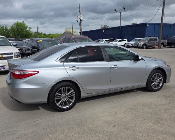 2017 Toyota Camry XLE | SE | LE | XSE