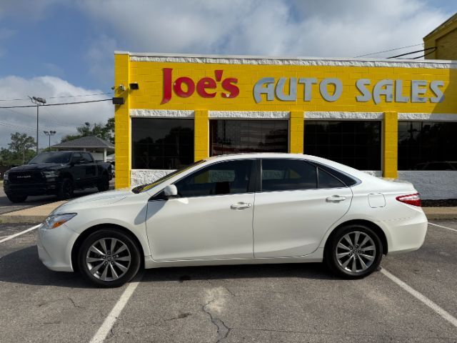 2017 Toyota Camry XLE | SE | LE | XSE