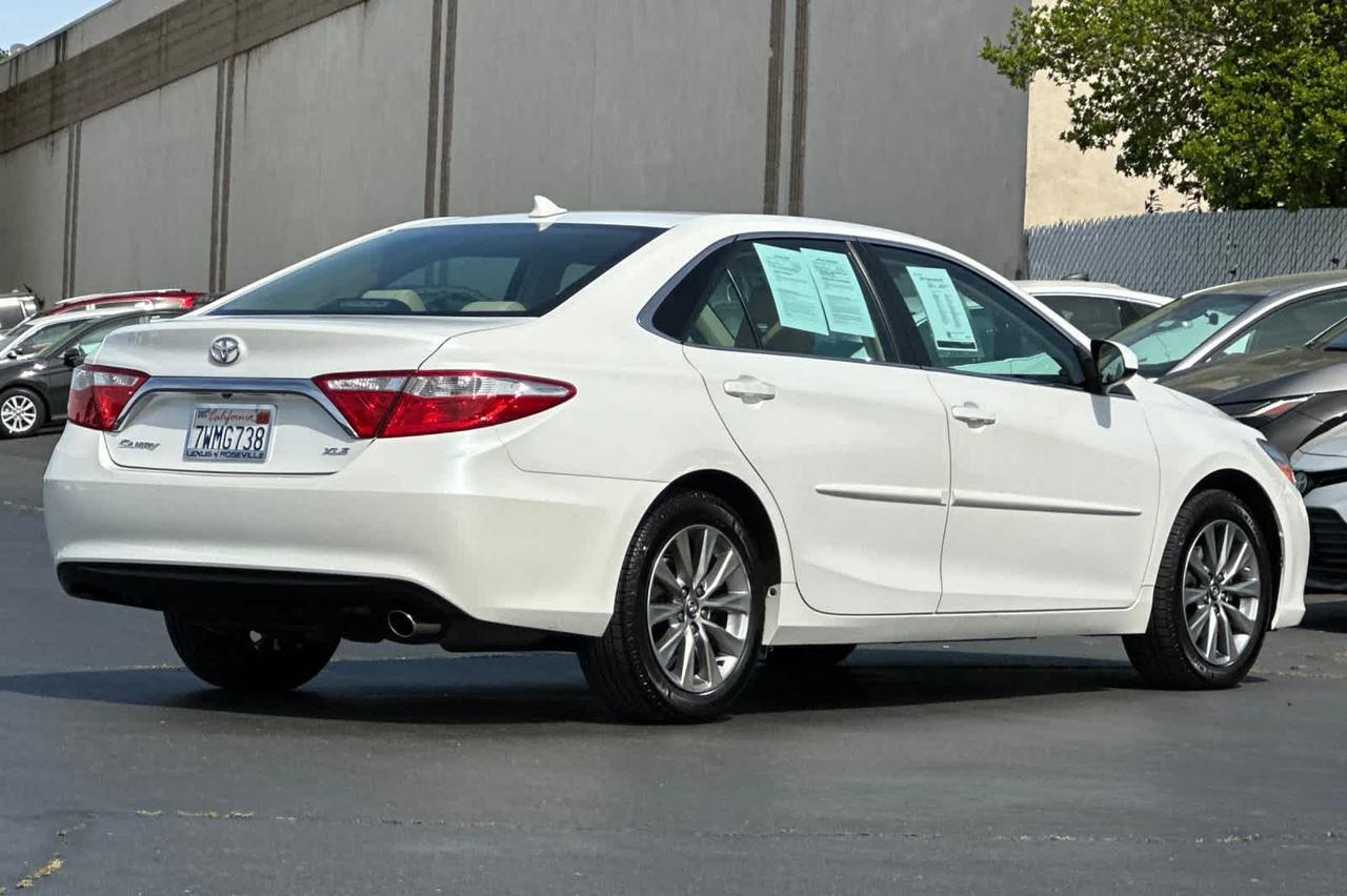 2017 Toyota Camry XLE