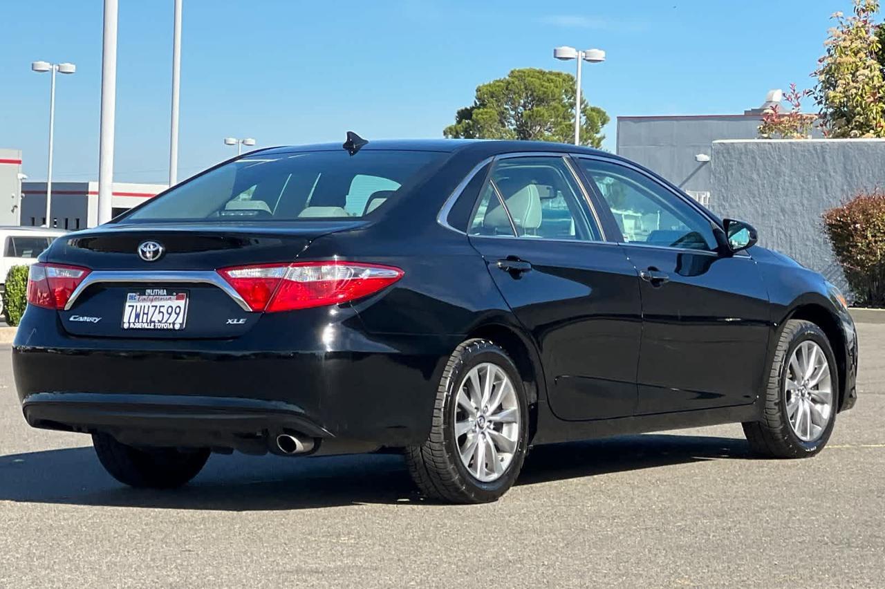 2017 Toyota Camry XLE