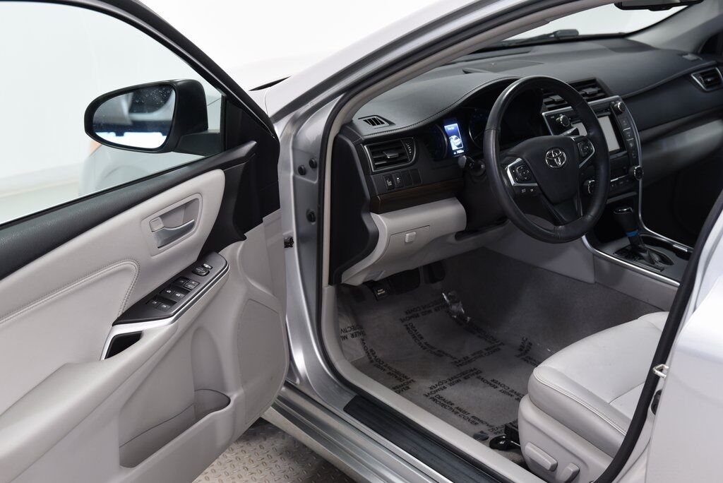 2017 Toyota Camry XSE V6 Akron
