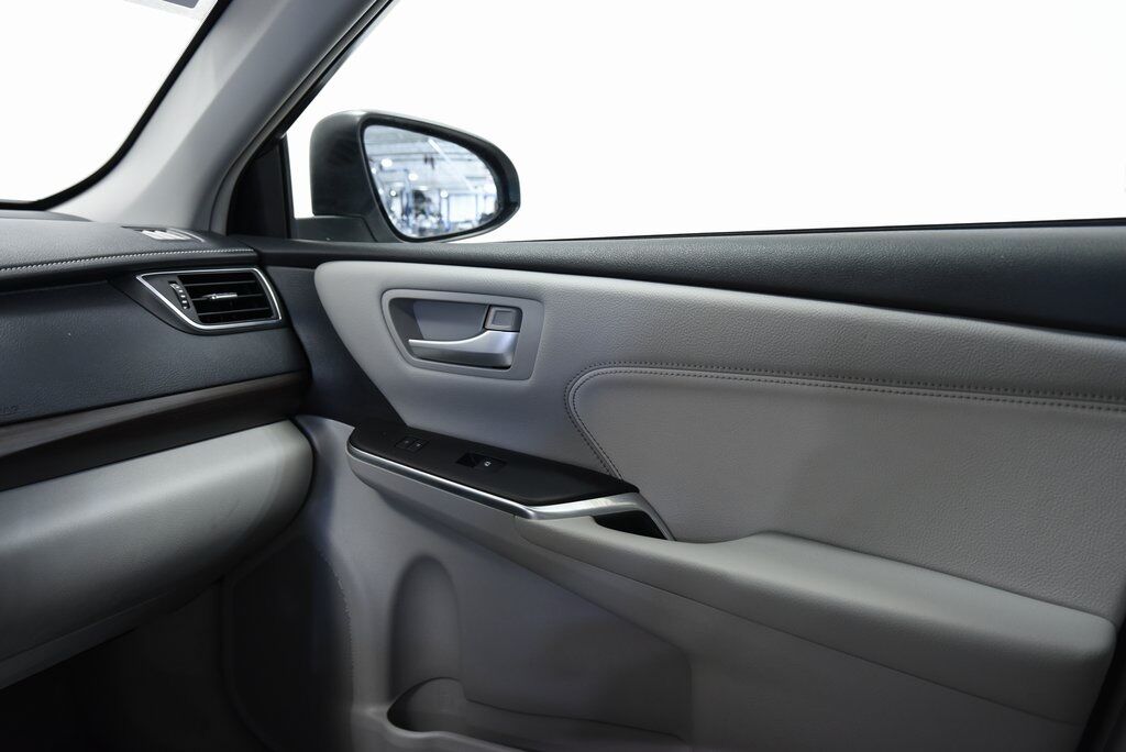 2017 Toyota Camry XSE V6 Akron