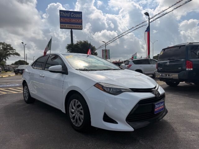 2017 Toyota Corolla L | LE | XLE | SE | SE Special Edition | XSE
