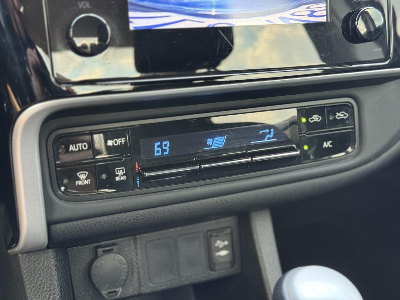 2017 Toyota Corolla LE Crestwood KY
