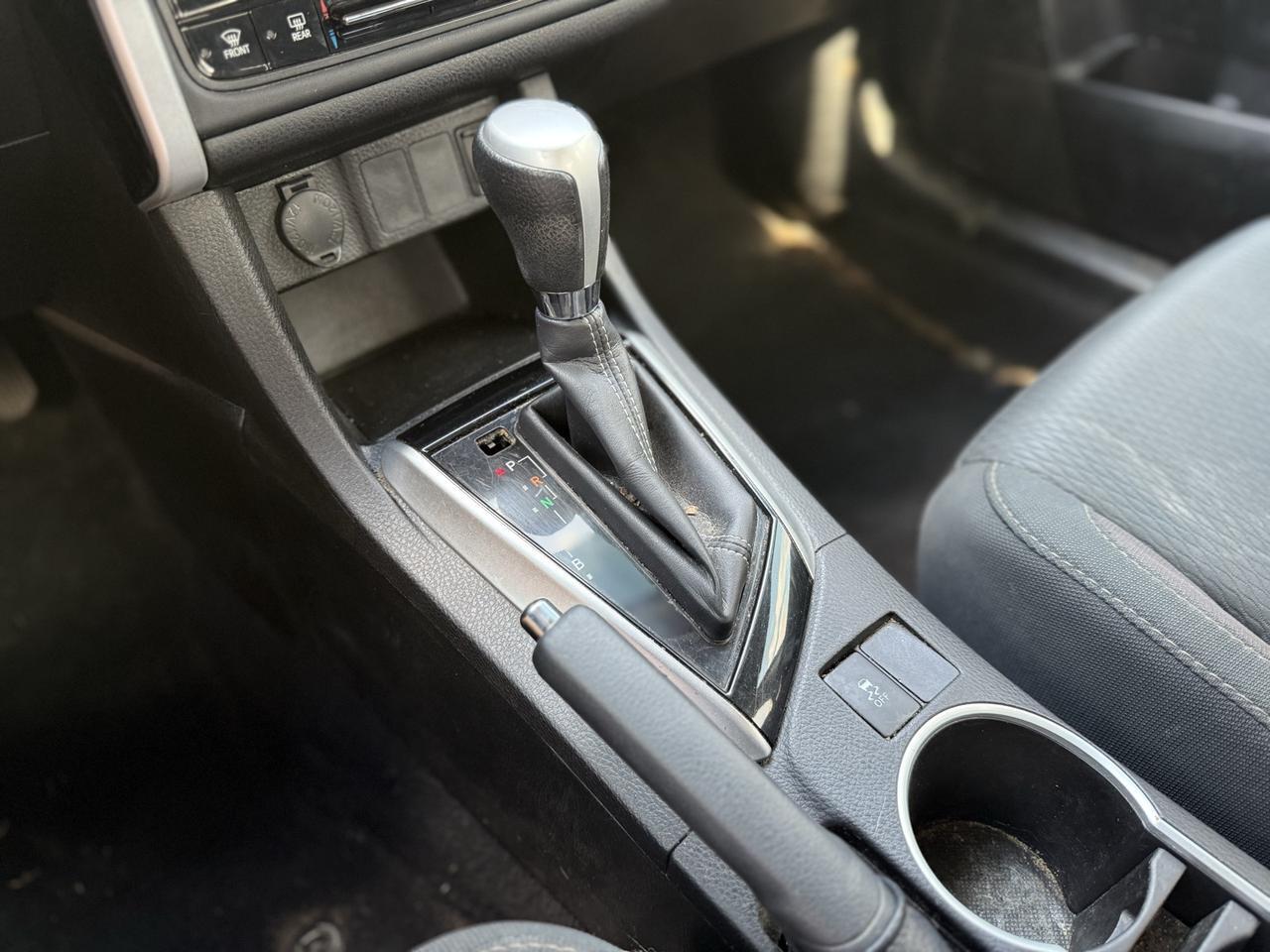 2017 Toyota Corolla LE Crestwood KY