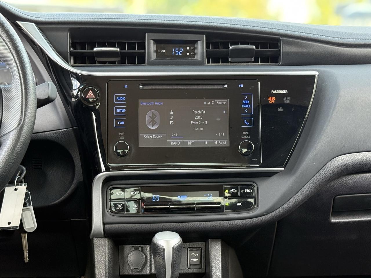 2017 Toyota Corolla LE Crestwood KY